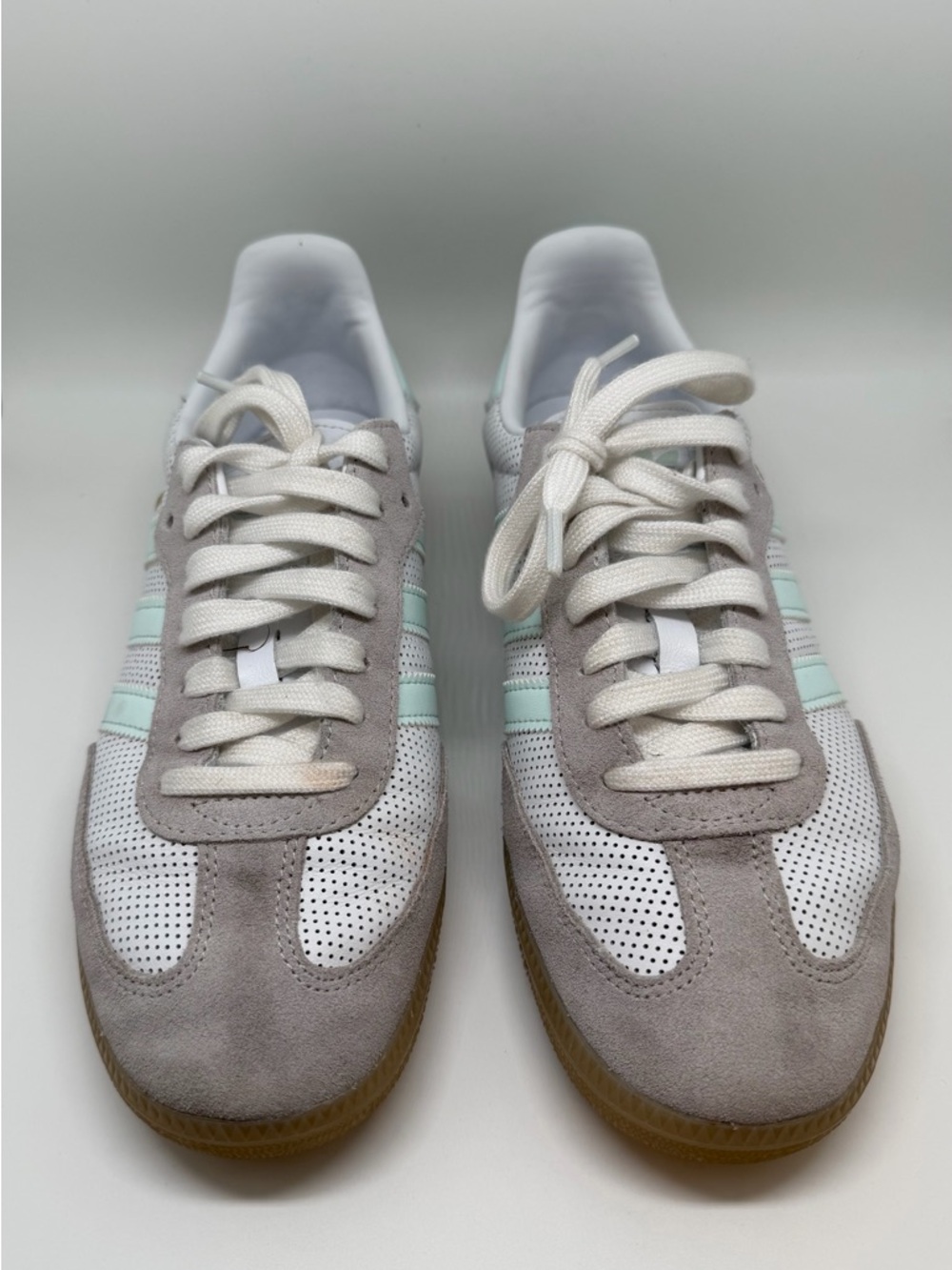 EUC Adidas Samba Sneakers White & Mint Sz 8.5
